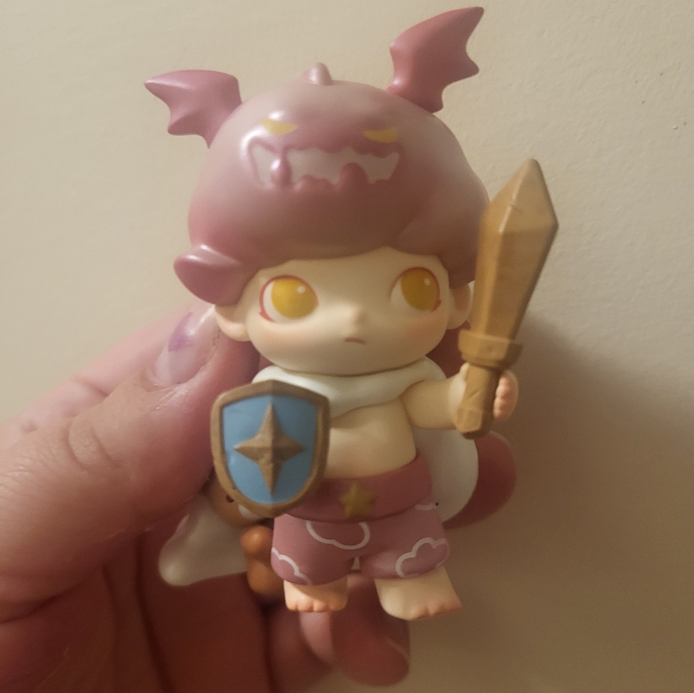 Dimoo Weaving Wonders Bear Guardian